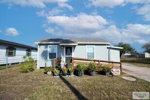 Building Photo - 306 W 6th St