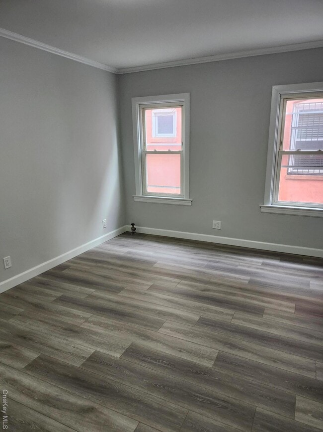 Building Photo - 68-46 Alderton St