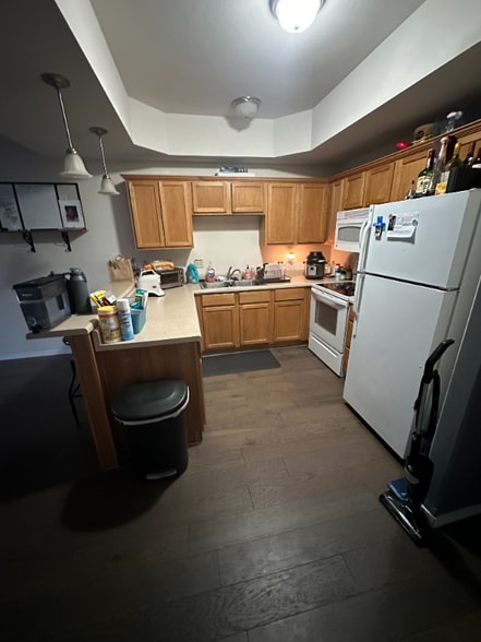 Building Photo - 358 Carmel Valley Way