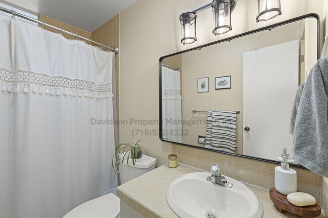 Building Photo - 5026 Palmer Park Blvd