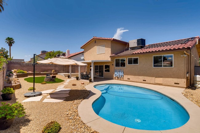 Backyard - 7474 Puritan Ave