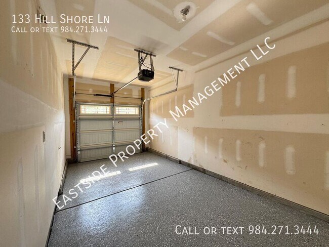 Building Photo - 133 Hill Shore Ln