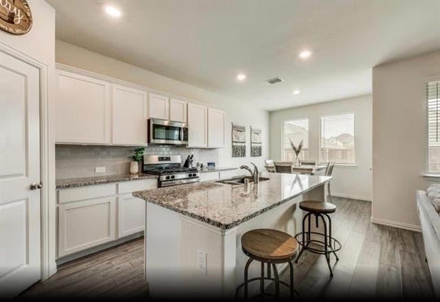 Building Photo - 5816 Pensby Dr