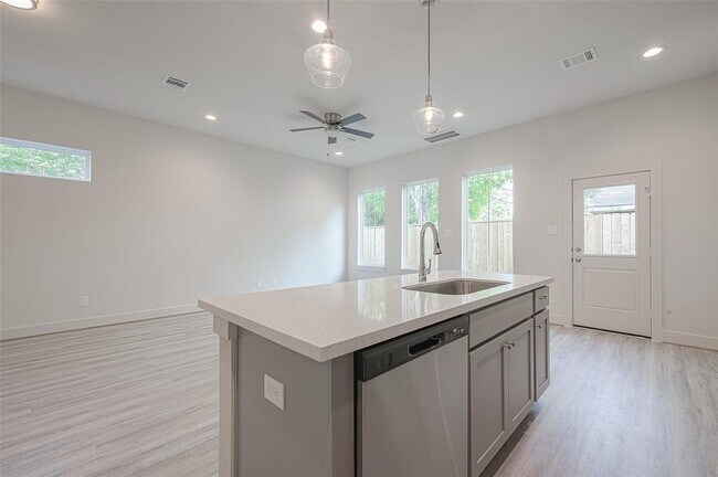 Building Photo - 9414 McGallion Rd