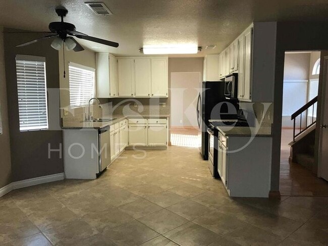 Building Photo - 419 Rutherford Cir