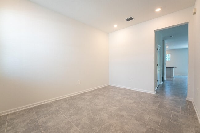 Building Photo - 7464 Stone Crk Trl