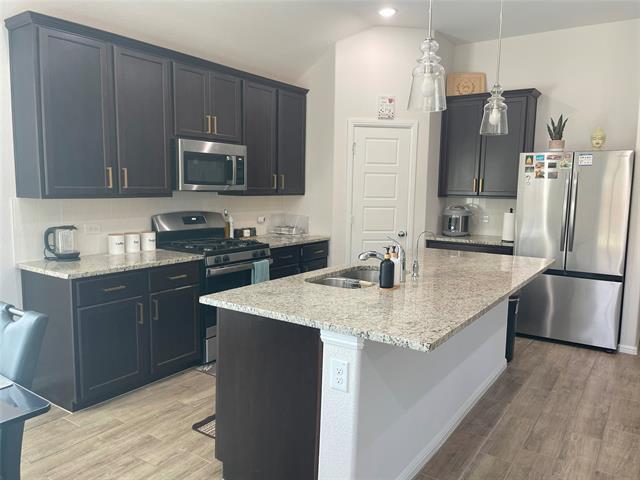 Building Photo - 1305 Porizek Pl