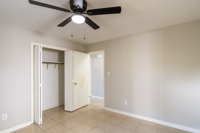 Building Photo - 424 Evans Mill Dr