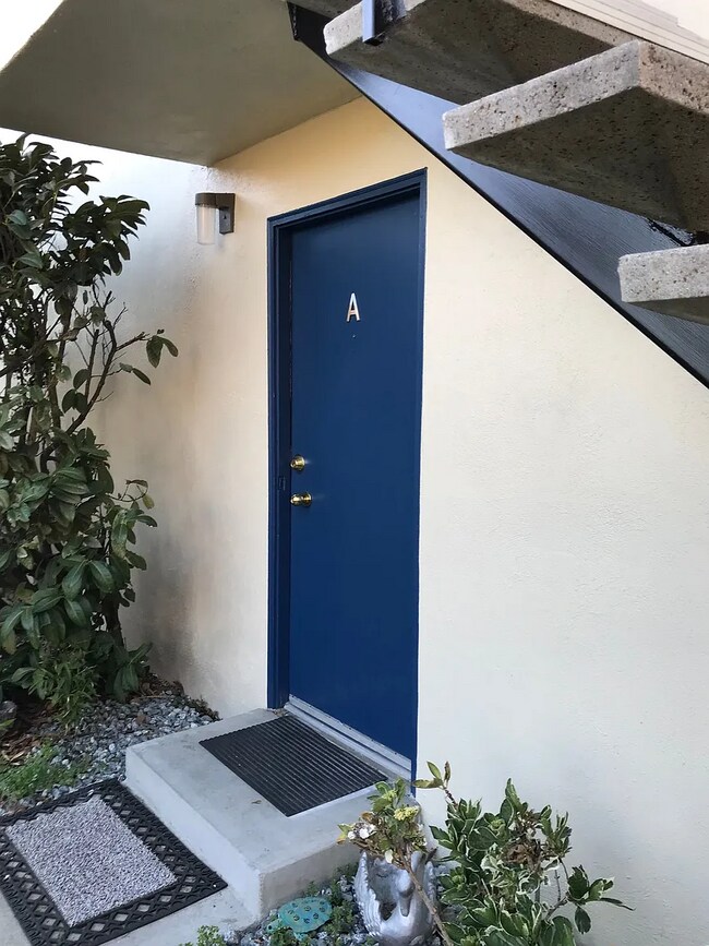 Building Photo - 7137 Soquel Drive