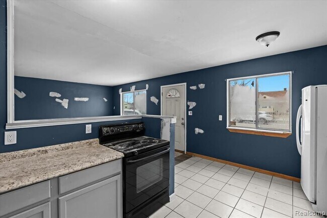 Building Photo - 5952 Banner St