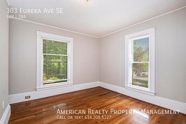 Building Photo - 303 Eureka Ave SE