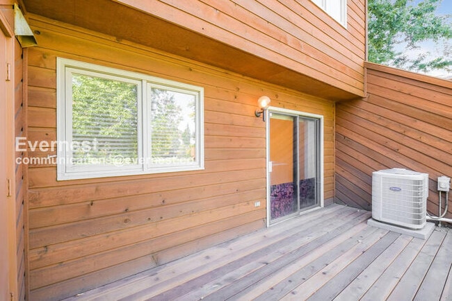 Building Photo - 3535 Spring Creek Pl