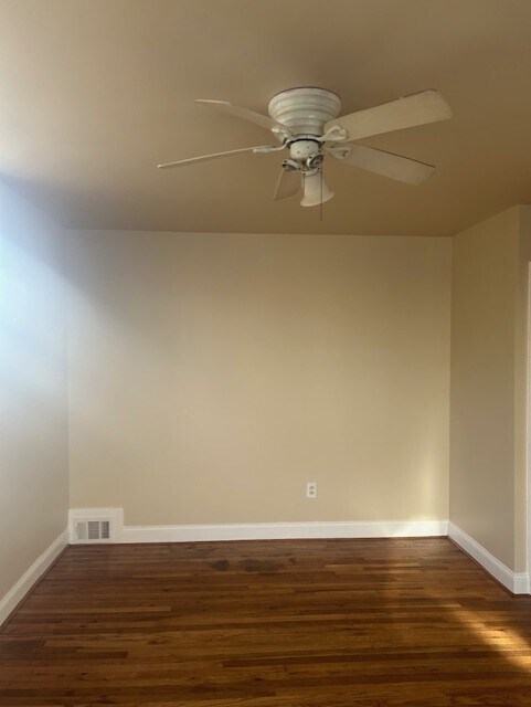 Building Photo - 1549 Fort Dupont St SE