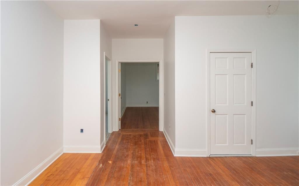 Building Photo - 8 Pleasant St