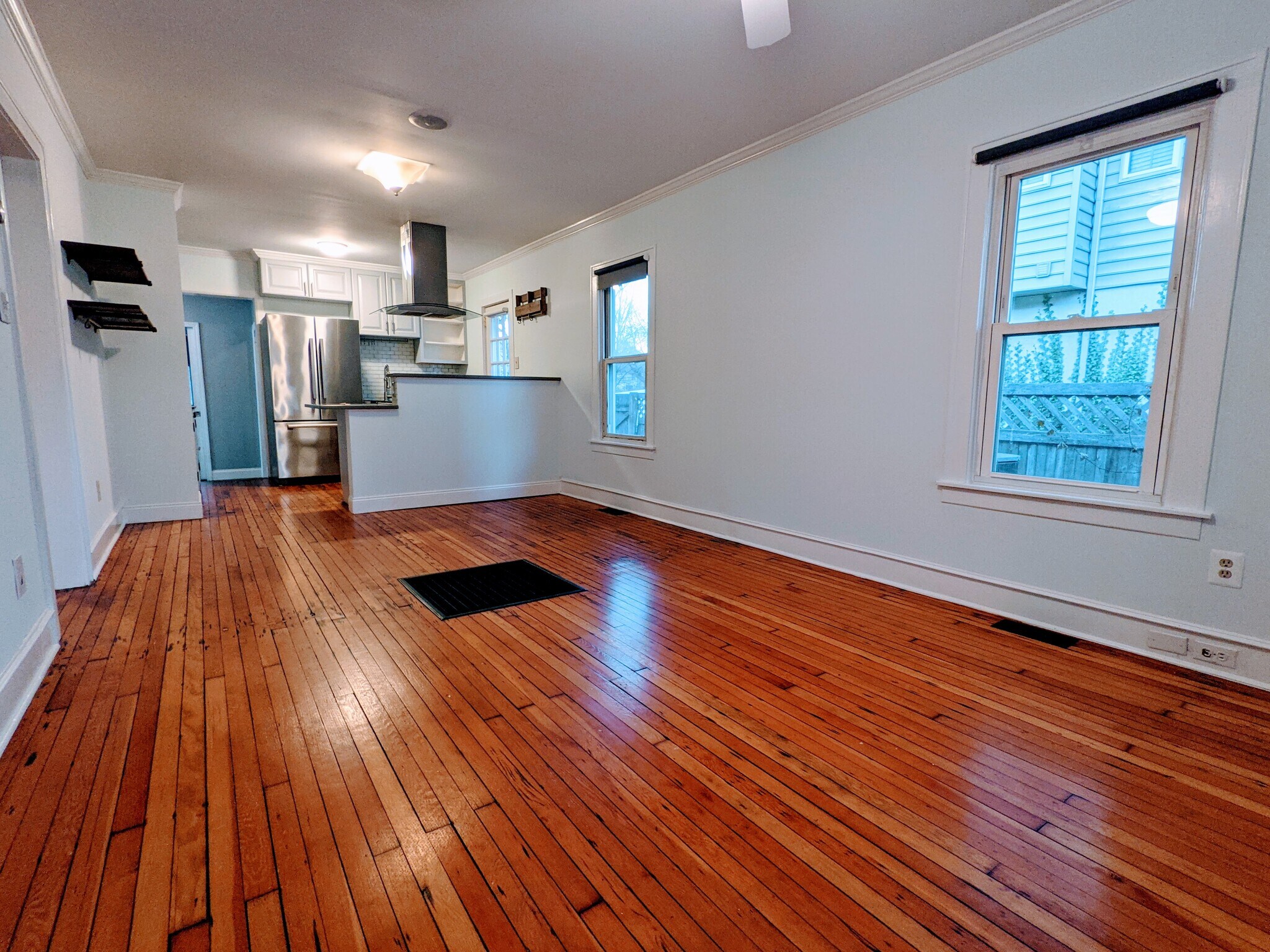 Living room - 336 Jefferson Ave