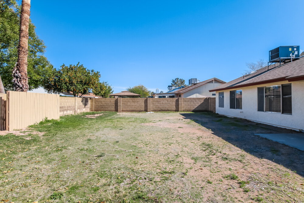 Building Photo - 208 W Oraibi Dr