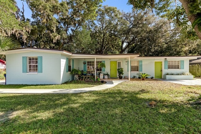Building Photo - Amelia Island Cottage