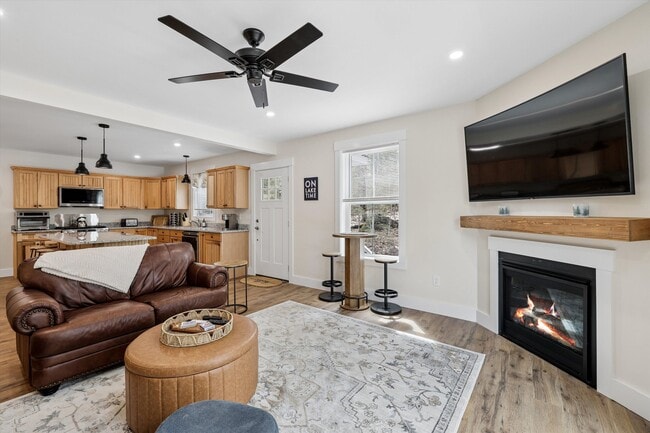 Building Photo - 3 Tanglewood Shores Rd