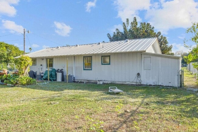 Building Photo - 3147 Naylor Ter