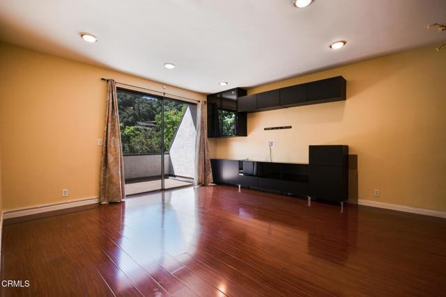 Building Photo - 314 Monterey Rd