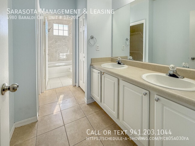 Building Photo - 4980 Baraldi Cir