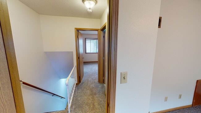 Building Photo - Sublease - 2 Bedroom Townhome Available March 9th, 2026