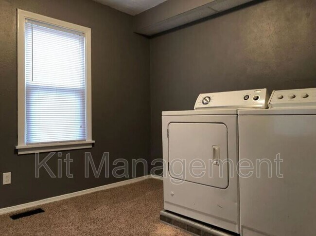 Building Photo - 539 W Northgate Pkwy