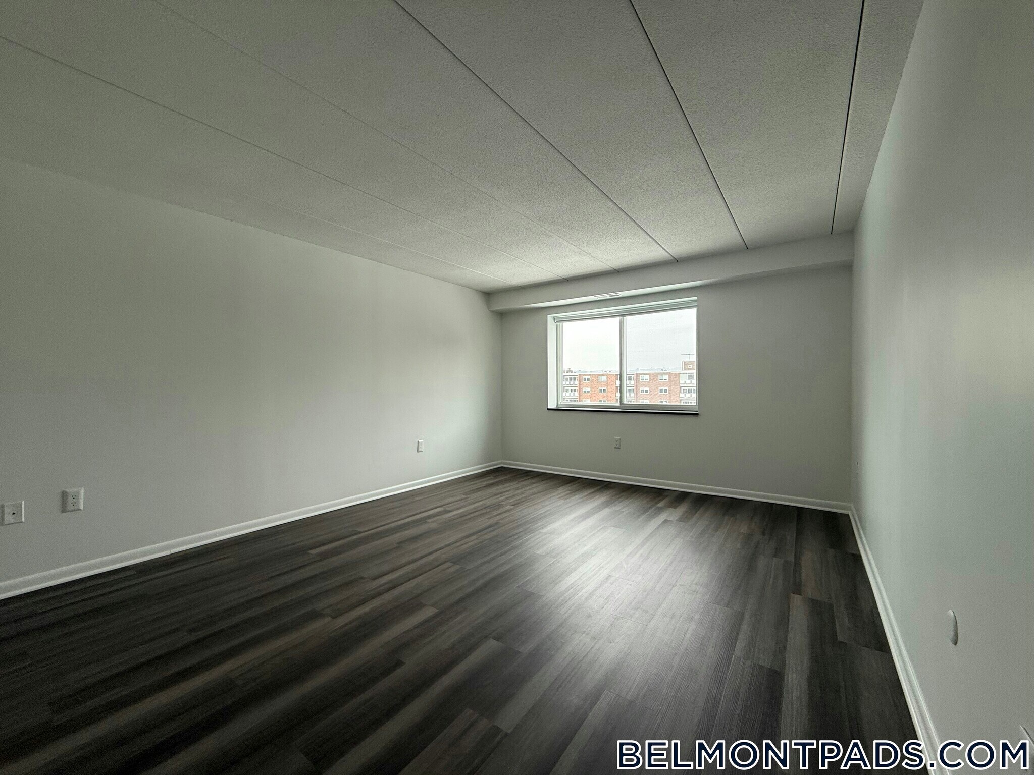 Building Photo - 53 Hill Rd