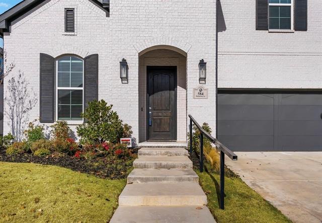 Building Photo - 584 Meandering Ln