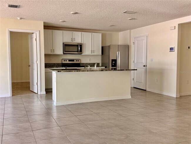 Building Photo - 4119 Autumn Amber Dr