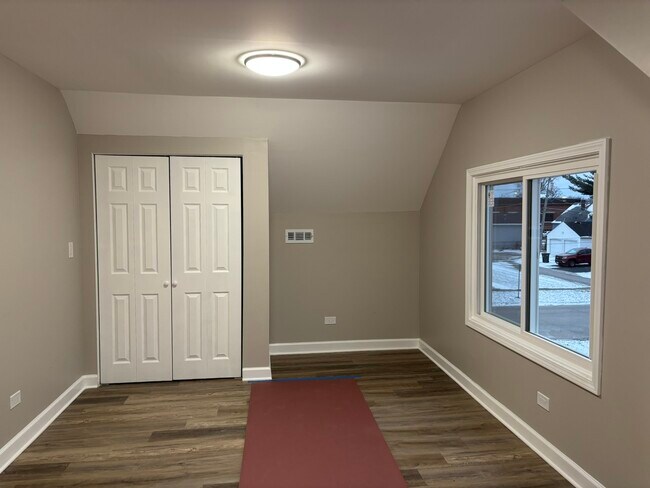 Building Photo - 3226 181st St