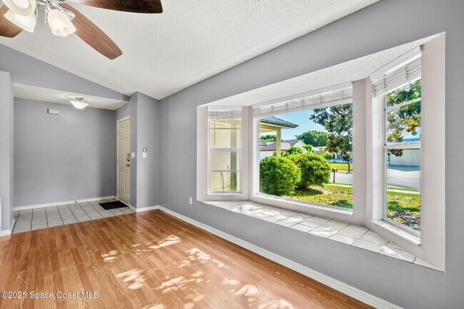 Building Photo - 3390 Floral Palm Blvd