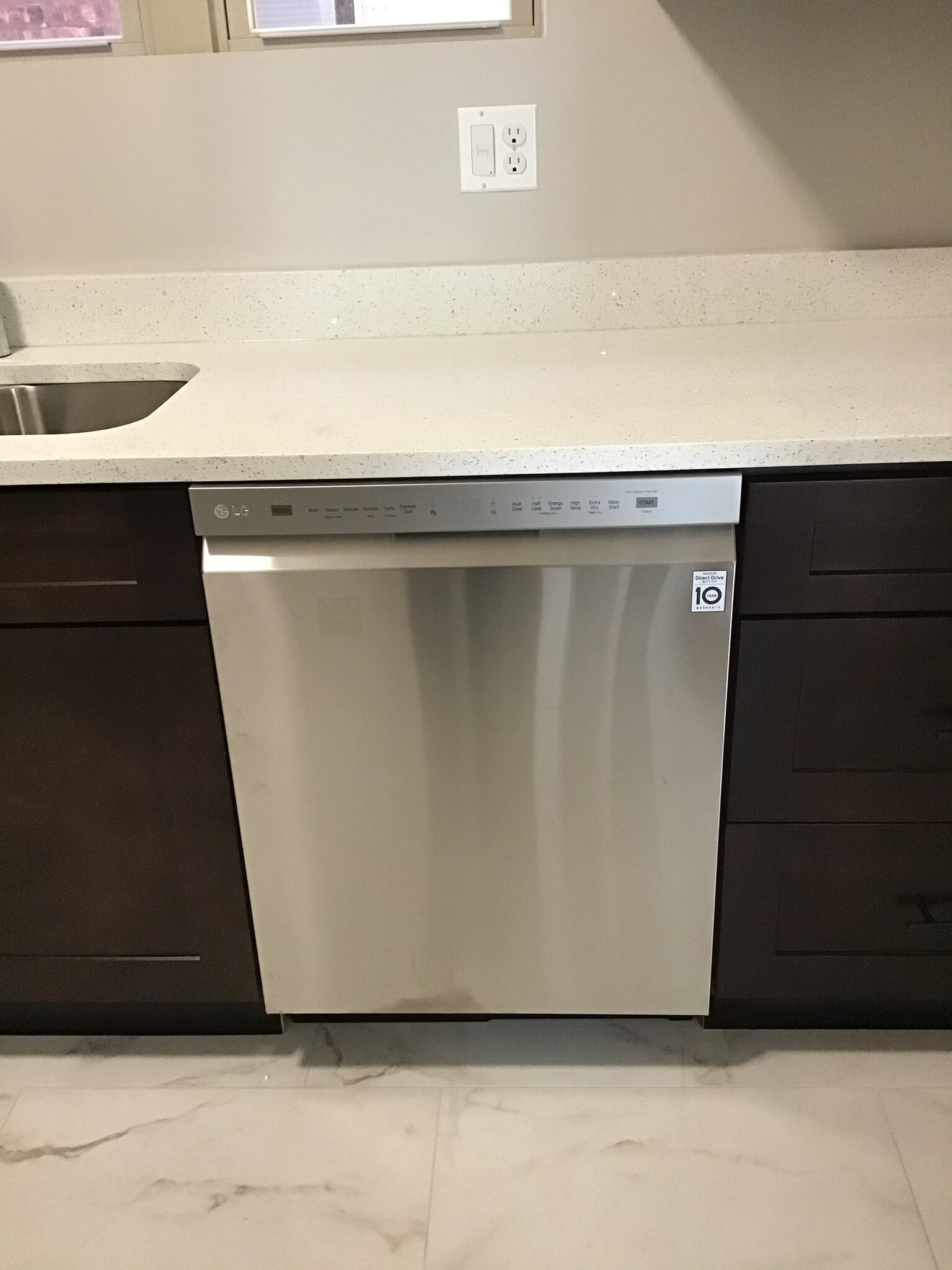 Building Photo - 8048 S Marshfield Ave