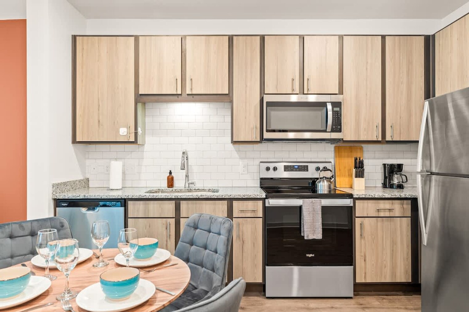 Building Photo - 14551 Star Water Rd