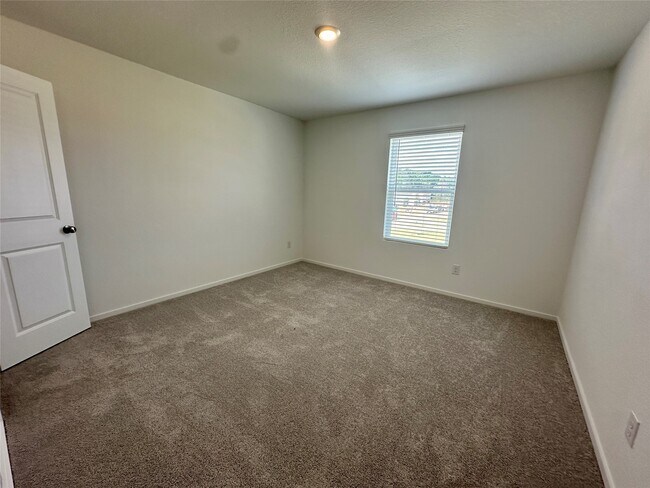 Building Photo - 13310 Rayhill Dr