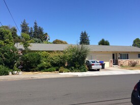 Building Photo - 2730 Sonoma St