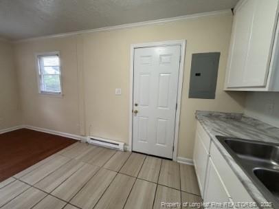 Building Photo - 4966 Robin St