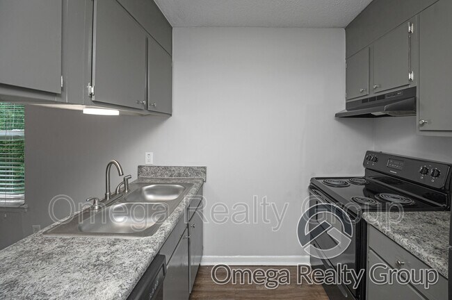 Building Photo - 1936 2nd St NE