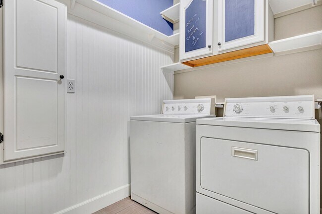 Building Photo - Beautiful Monument Ranch with Finished Basement & Low-Maintenance Living!