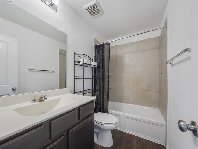 Building Photo - 25554 Pitchfork Ranch Pl