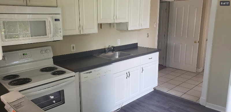 Building Photo - 3803 Larry St