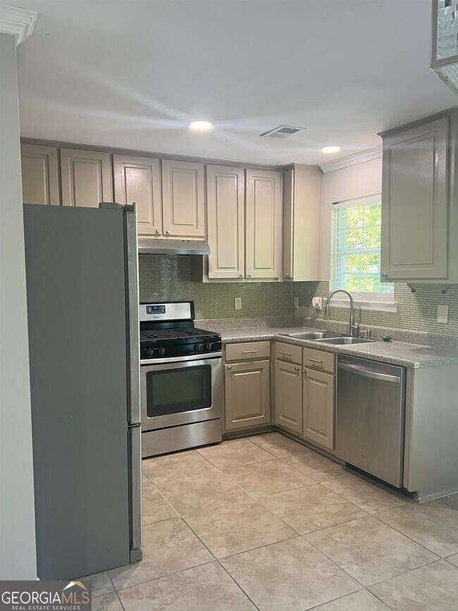 Building Photo - 4921 Antelope Cove