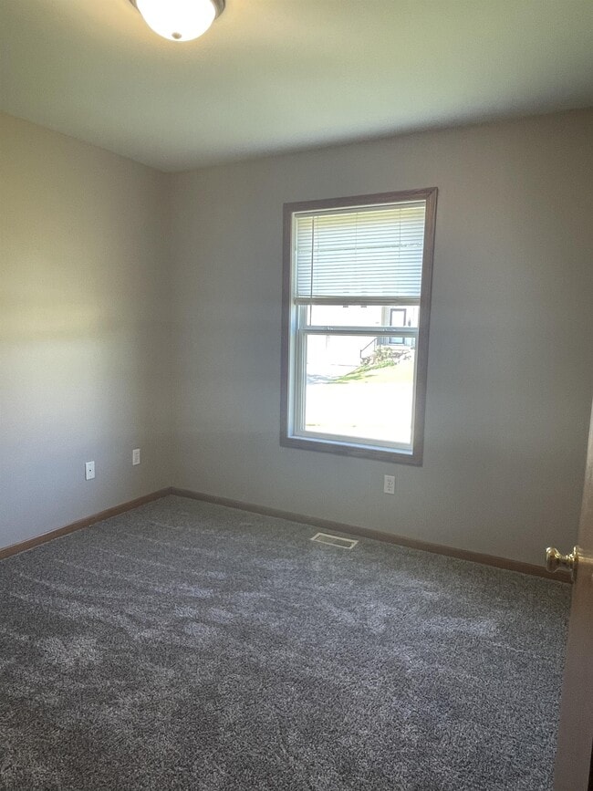 Building Photo - 3001 Stellar Eagle Dr