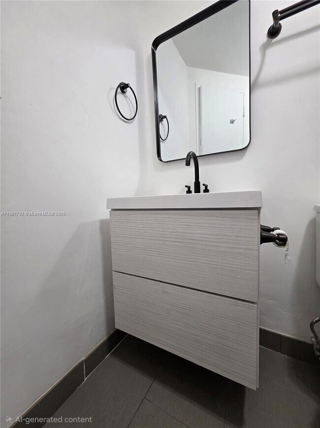 Building Photo - 905 Brickell Bay Dr