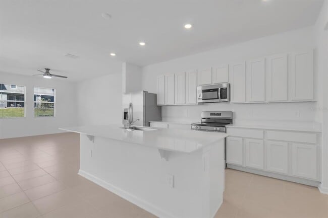 Building Photo - 2803 Maloof Dr