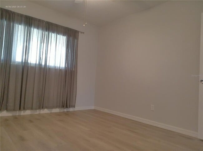 Building Photo - 2320 Brisbane St