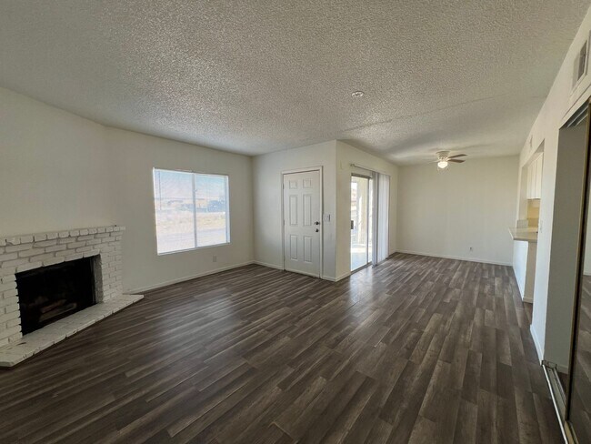 Building Photo - 6942 Appleton Dr