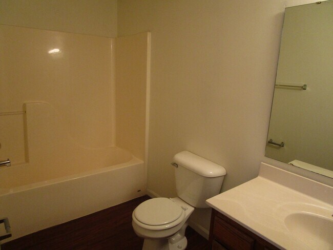 Building Photo - 3505-3507 La Mesa Dr.