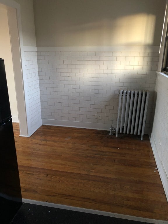 Building Photo - 6364 N Hermitage Ave