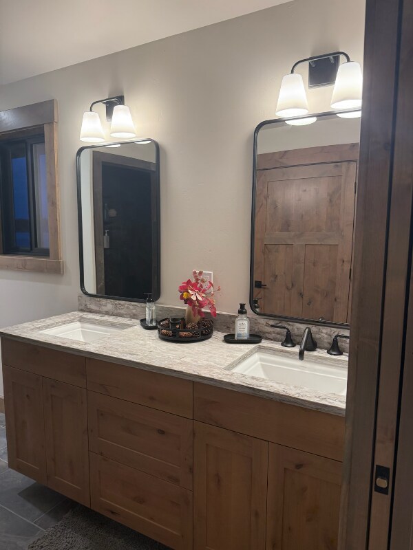 Building Photo - 31179 Grinde Bay Ln